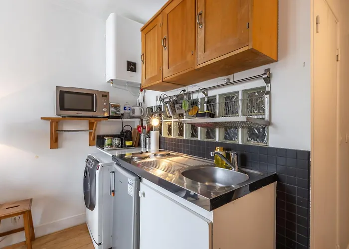 Charming Studio In North Paris Center